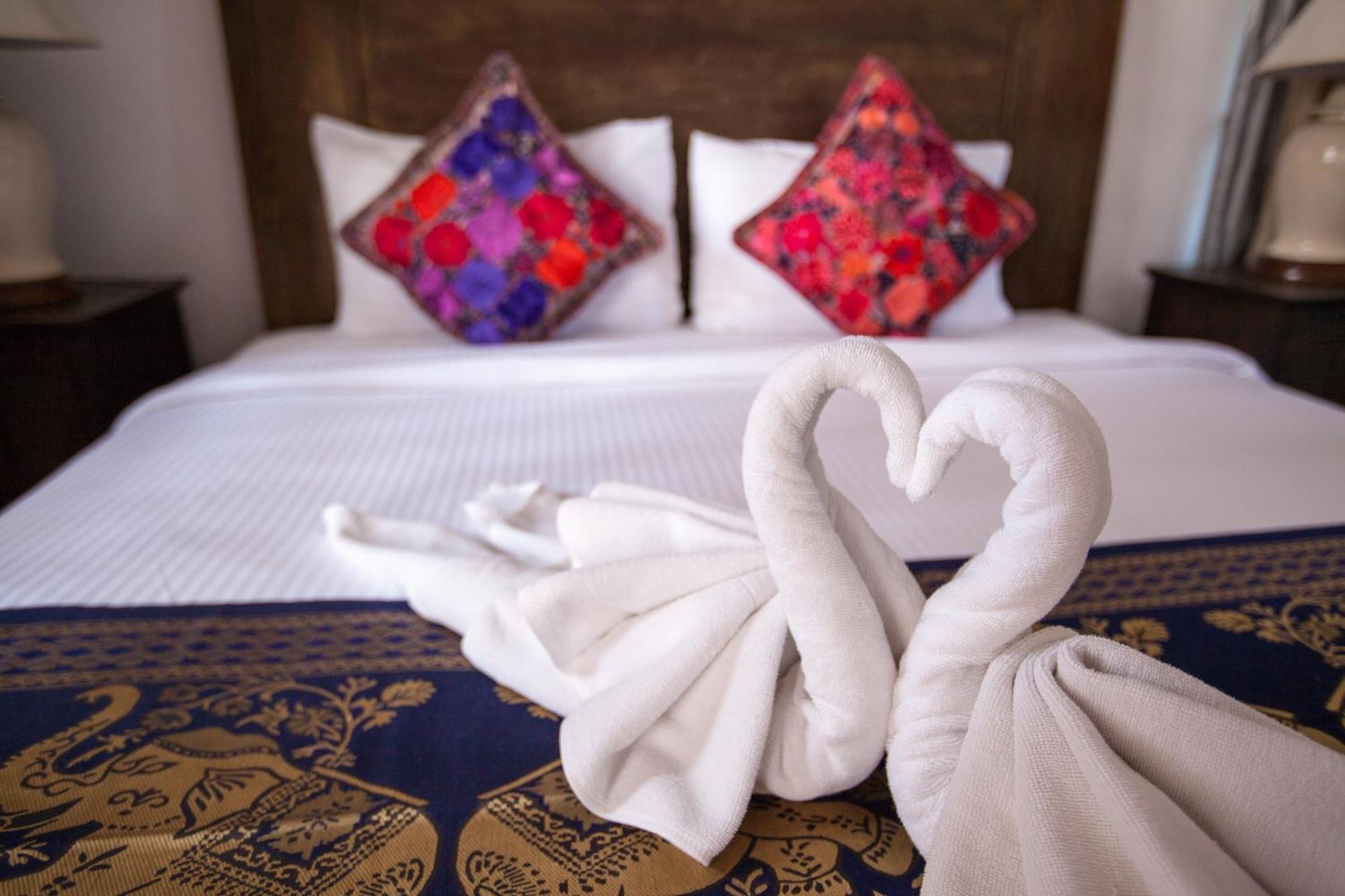 The Travellers Arms Hotel Chiang Mai Exterior photo