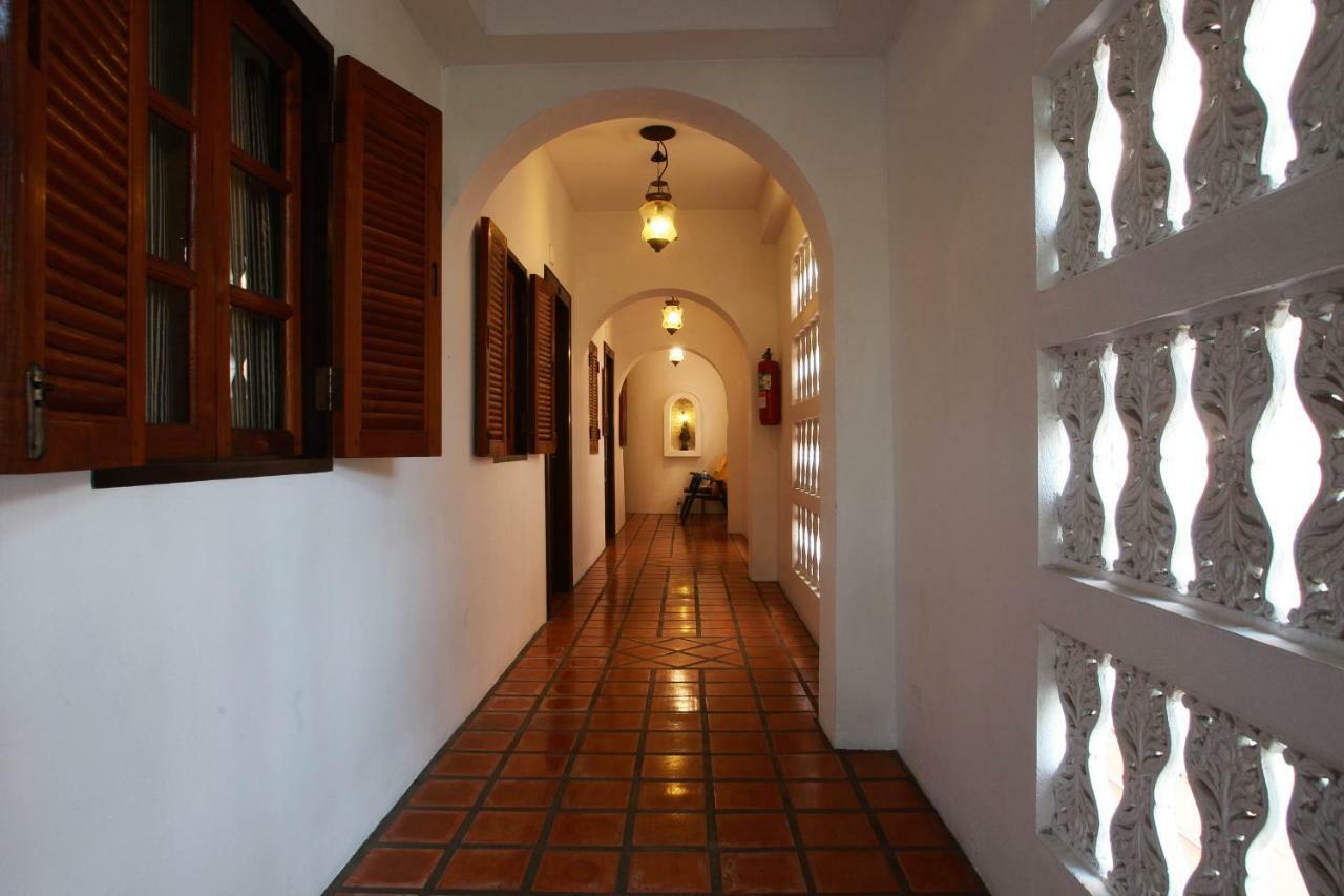 The Travellers Arms Hotel Chiang Mai Exterior photo